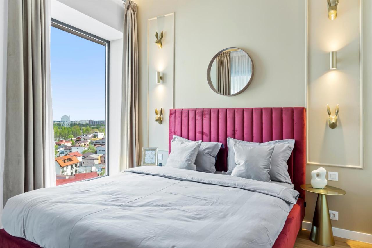 One Verdi Luxury Apartment