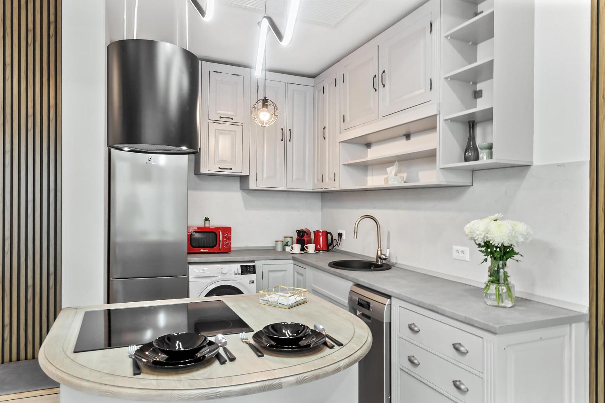 One Verdi Luxury Apartment *