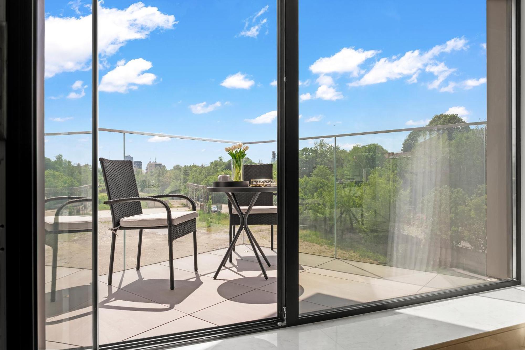 One Verdi Luxury Apartment